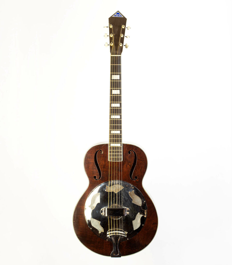 MajesticResonatorVorne